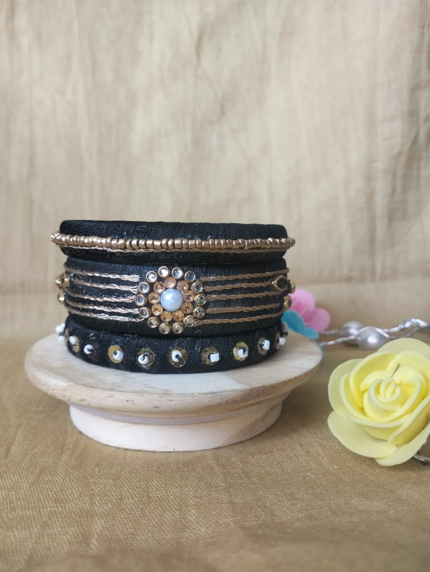 Black & Gold Sunburst Stone Bangles