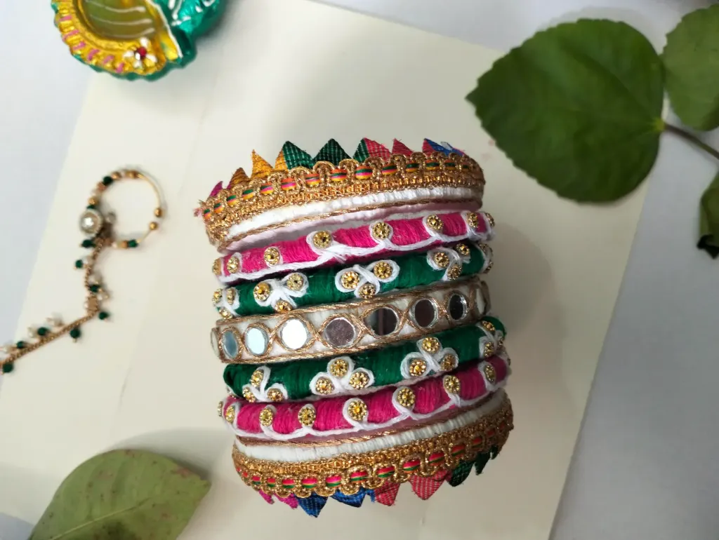 Rangoli Mirror Handmade Thread Bangles – PRISHAN (2.4)